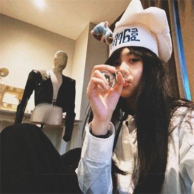 田间小路的花花公子
